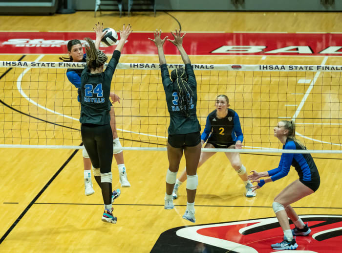 Hamilton Southeastern Castle Illinois girls volleyball 11-4-23 Julie L Brown 24041